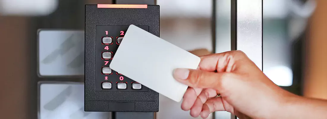 Benefits of Card Lock Readers for Properties in Upper Ten Oaks, BC
