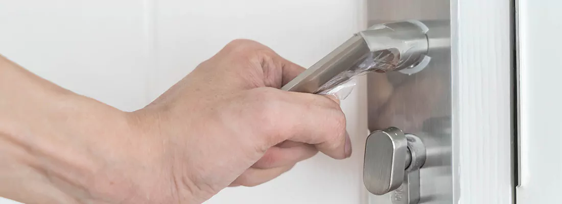 Expert Garage Door Opener Repair and Installation in Upper Ten Oaks, BC