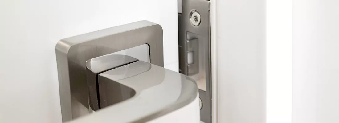 Seamless Integration of Magnetic Locks with Access Control Systems in Upper Ten Oaks, BC